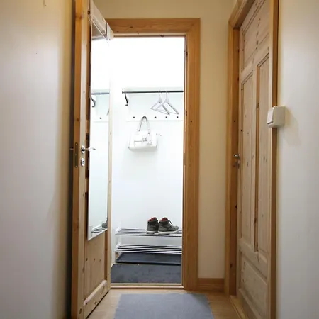 Skuteviken Apartman *